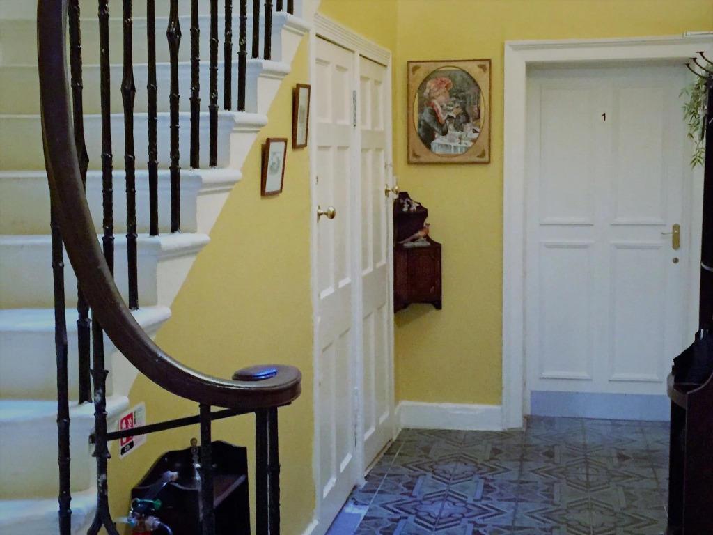 16 Pilrig Guest House
