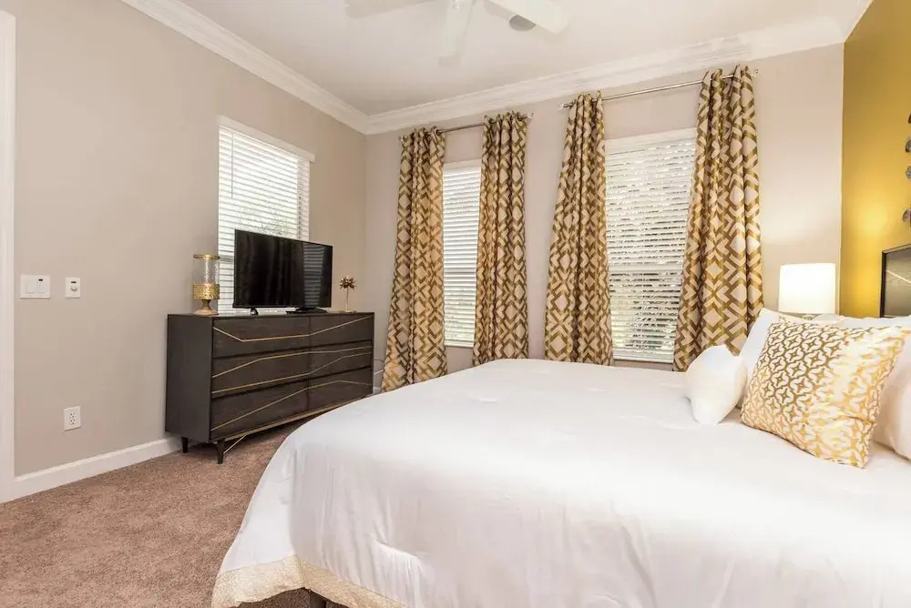 Stylish NEW Renovation in Reunion Resort - Large Patio and Pool Deck 3bd/3.5ba #3ru456