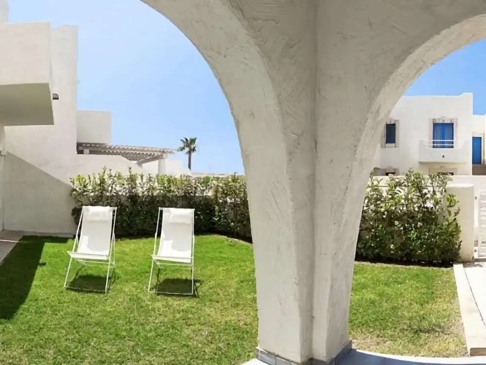Aura Club Borgo Rio Favara