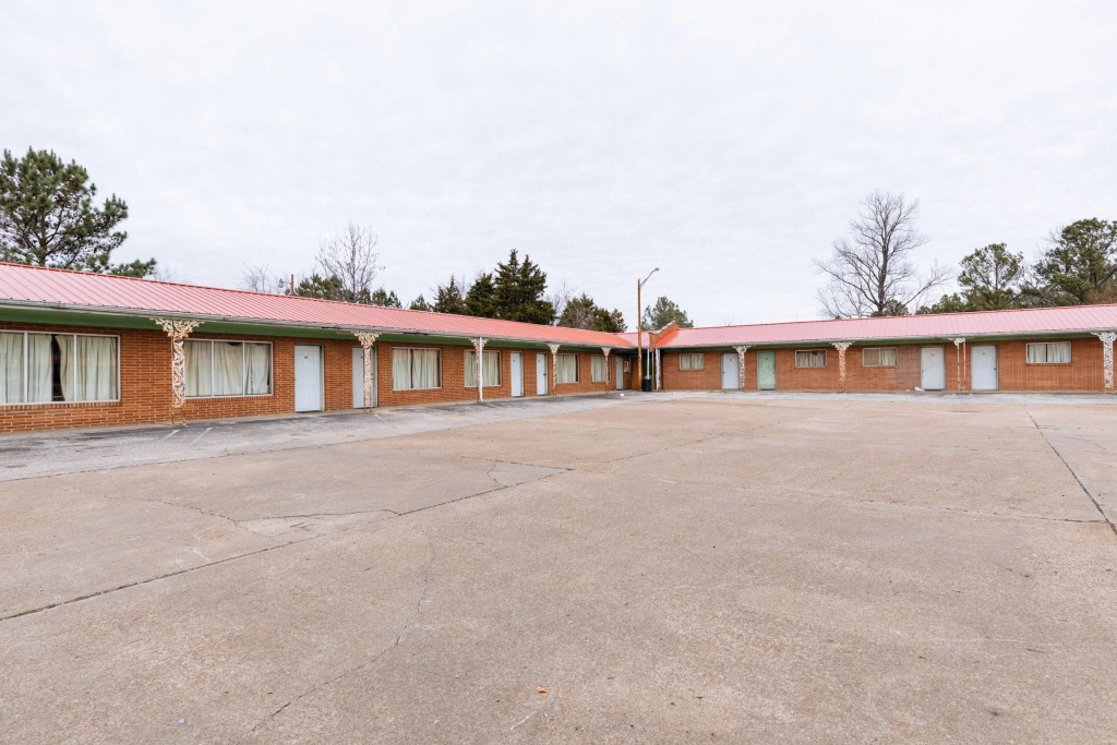 OYO Hotel Holly Springs MS