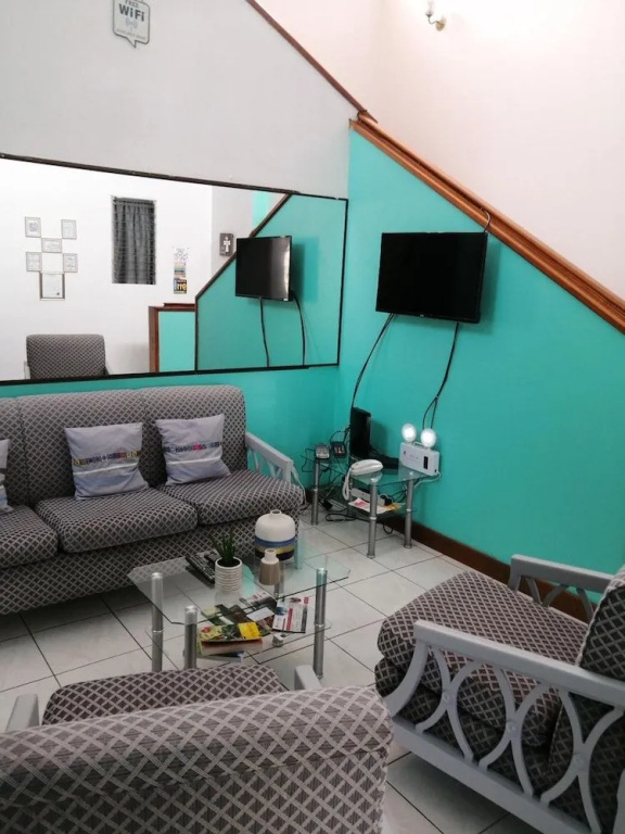 Hostal Casa Azul