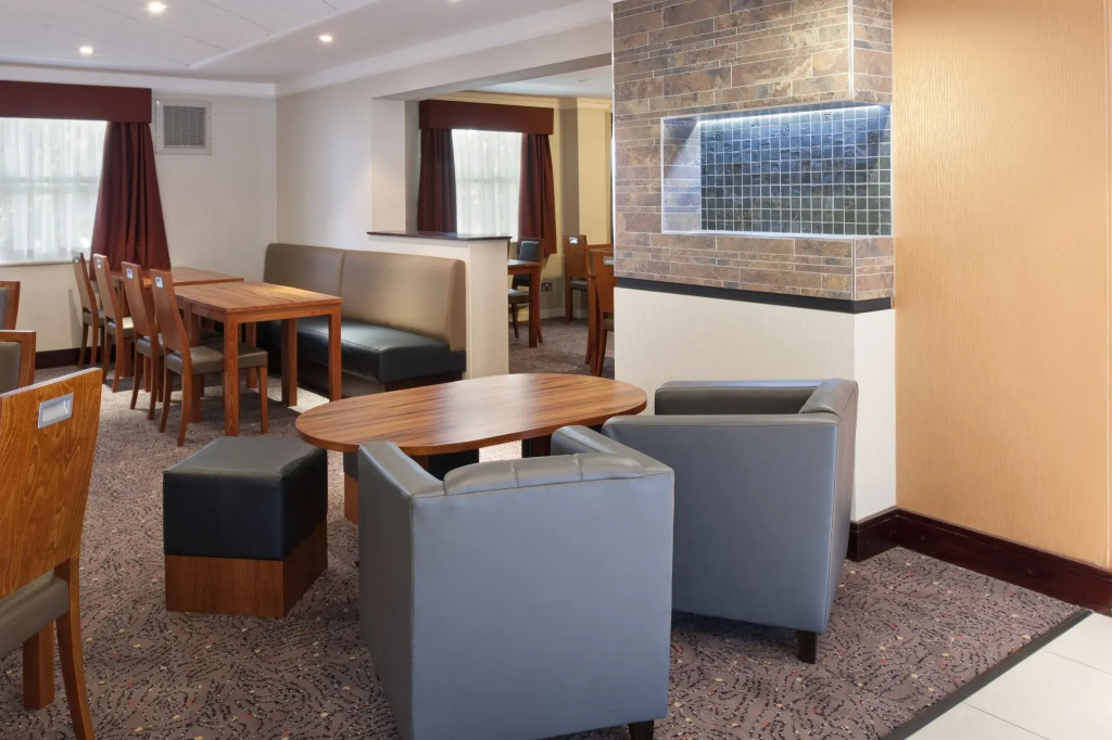Holiday Inn Express Leeds-East by IHG