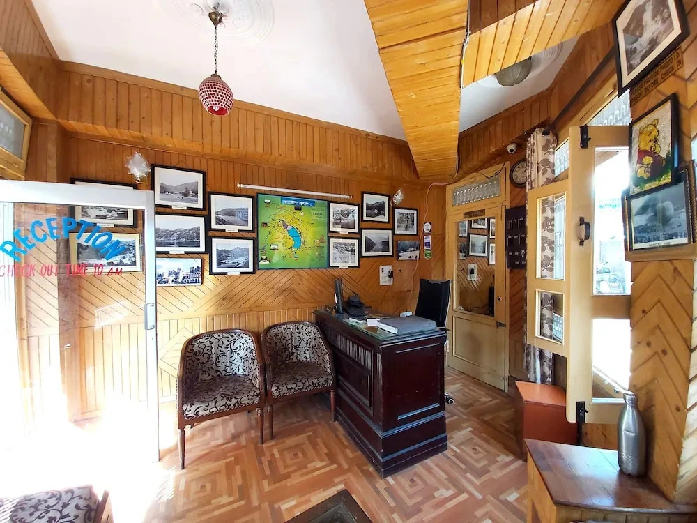 Kohinoor Mallital Nainital by Goroomgo