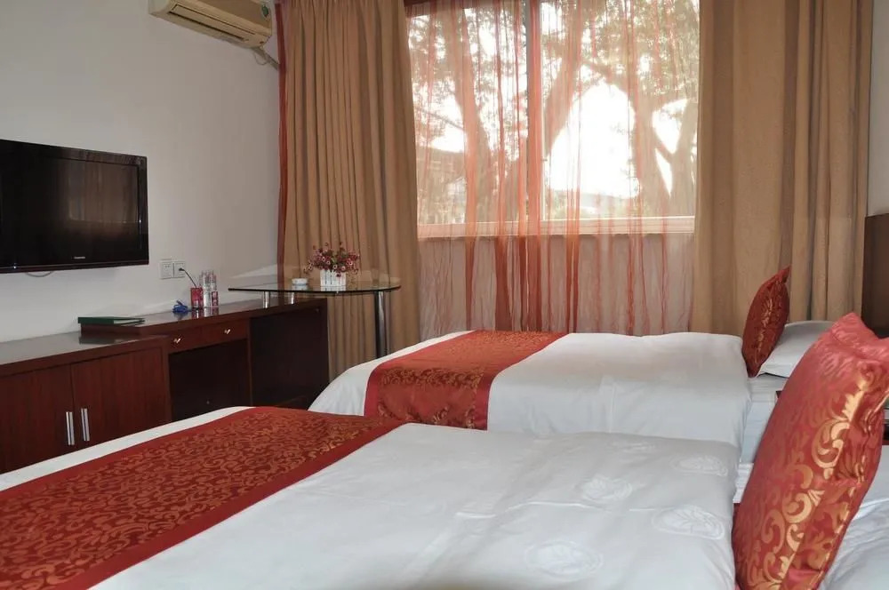 Emeishan Hotel