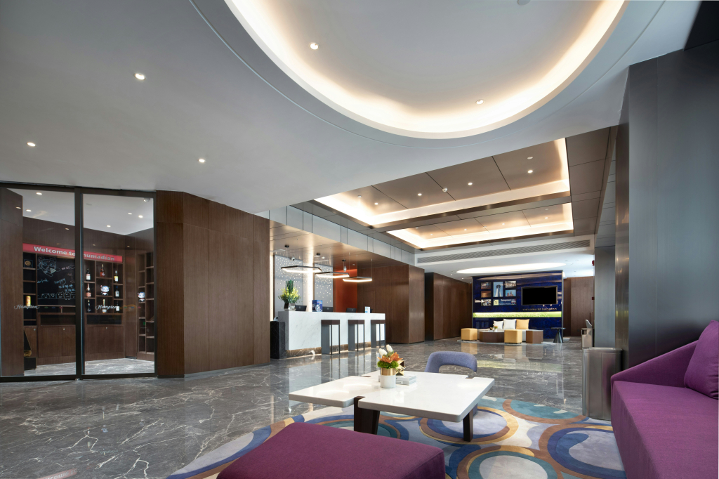 Hampton by Hilton zhumadian sports center