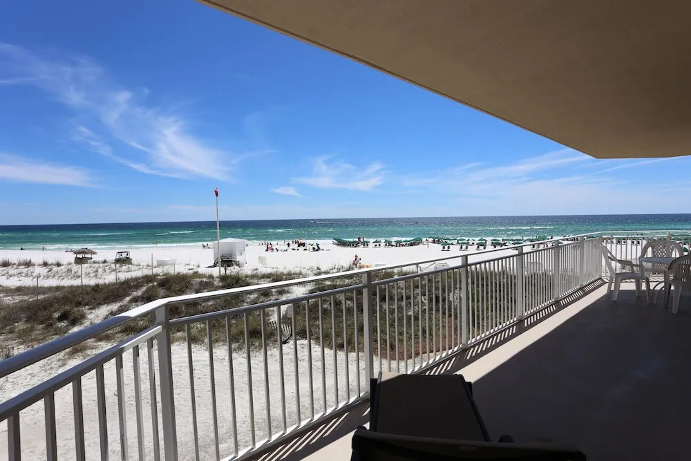 Waterscape A201 3 Bedroom Condo