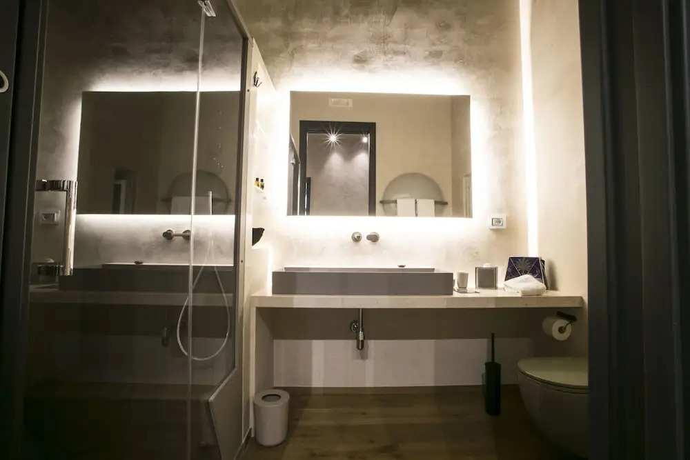 Edward Rooms & Wellness