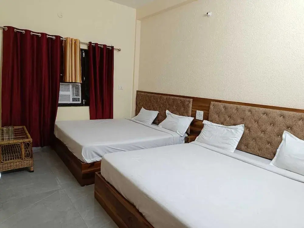 Hotel Shiv Ganga