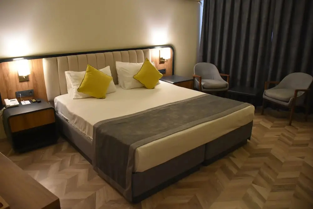Segmen Hotel