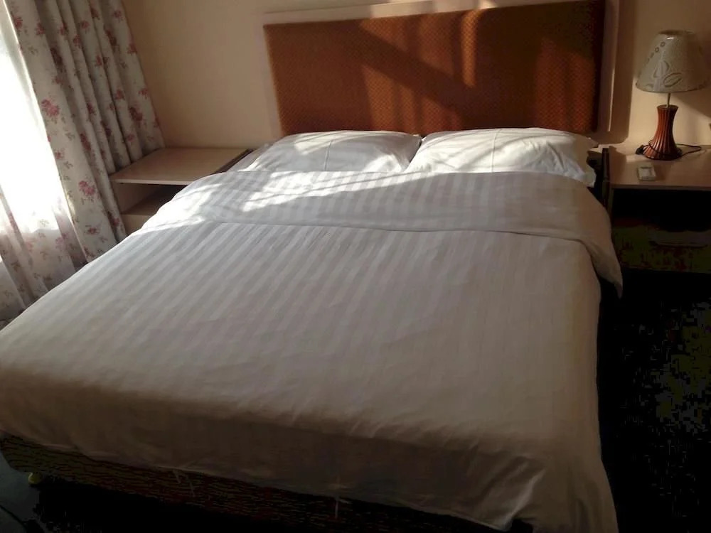 Nanjing Renyun Hotel