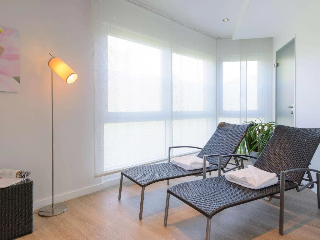 Mercure Kamen Unna