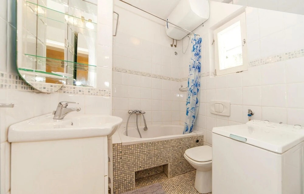 Gorgeous Home In Jadranovo