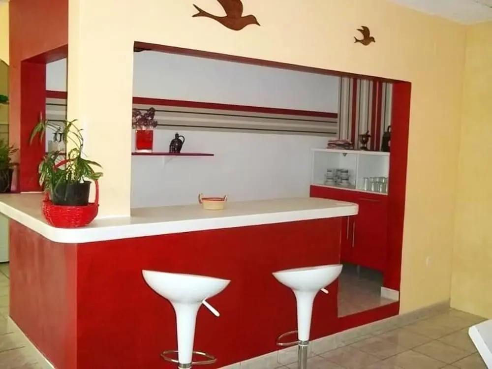 House With 2 Bedrooms in Petite Ile, With Wonderful sea View, Enclosed