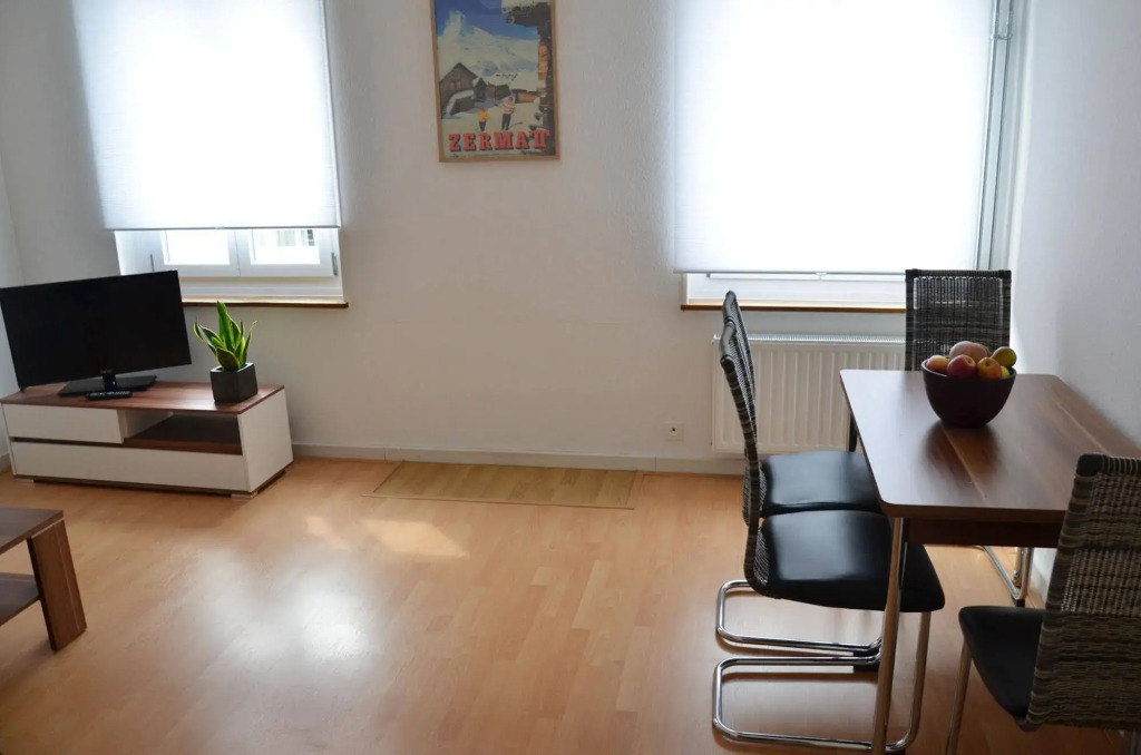 Rent a Home Eptingerstrasse - Self Check-In