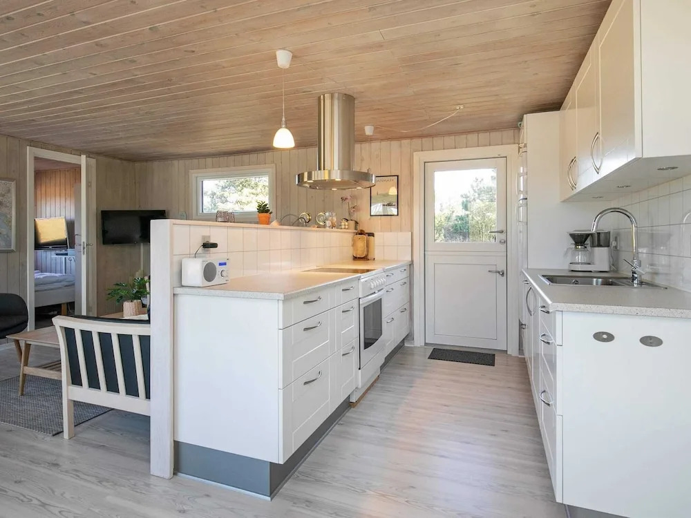6 Person Holiday Home in Oksbol