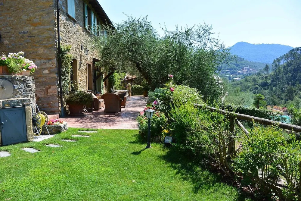 The Grapefruit House - Villa con piscina