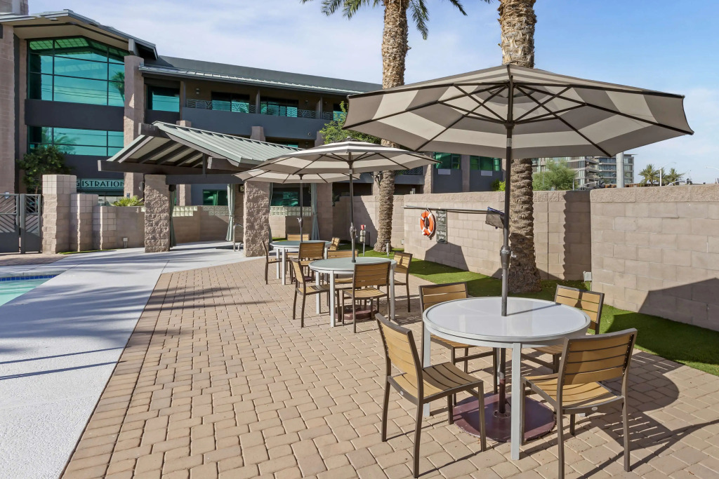 Best Western Plus Sundial