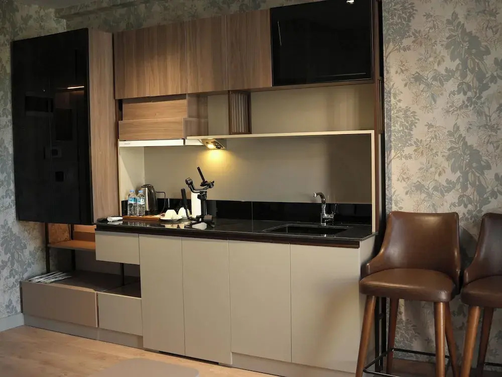 Arun Suites