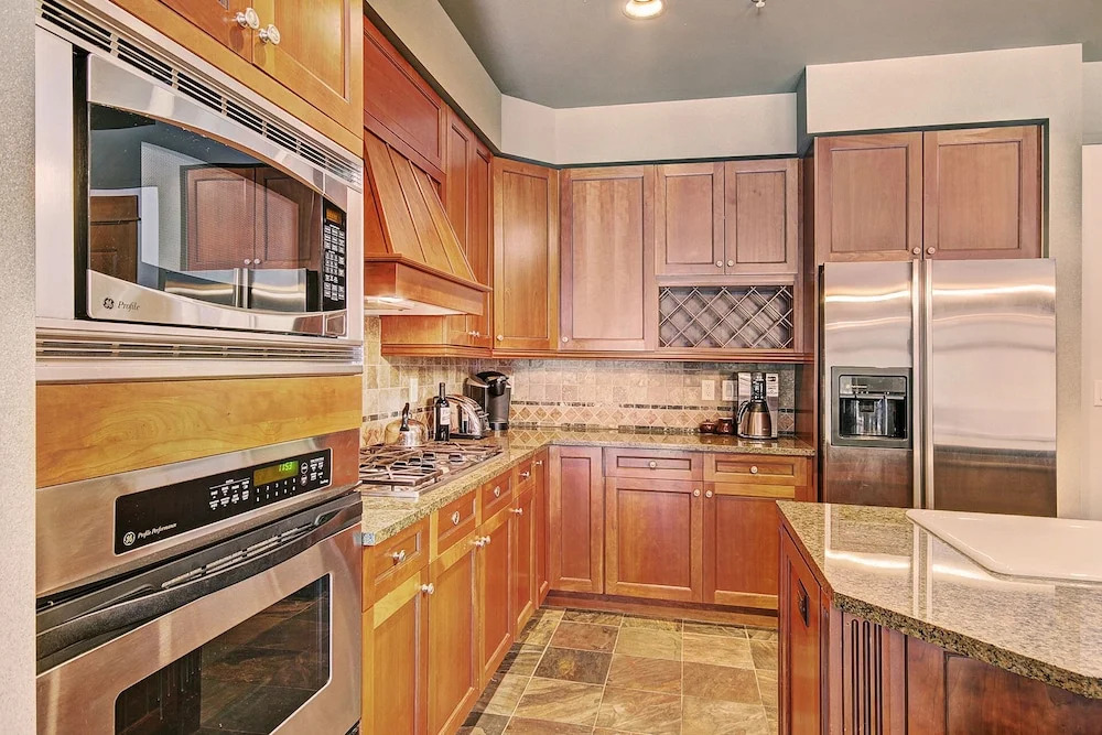 3044 Lone Eagle 2 Bedroom Condo by RedAwning