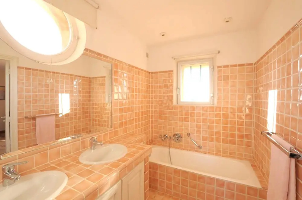 Villa with 6 Bedrooms in Ramatuelle, with Wonderful Sea View, Private Pool, Enclosed Garden - 3 Km From the Beach