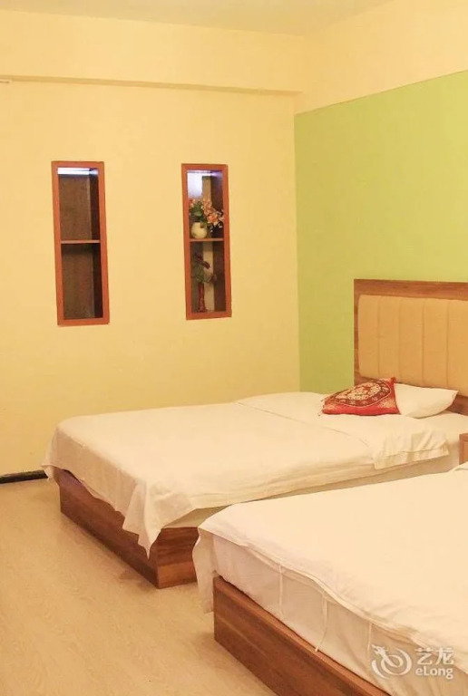 Mingjia Hotel