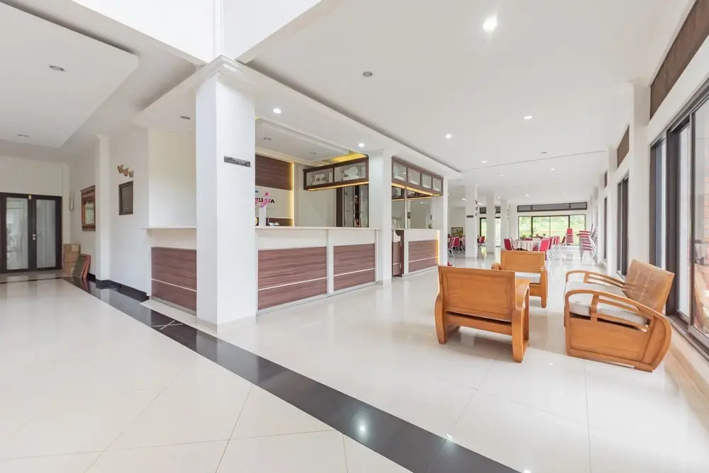 Urbanview Hotel Tridaya Cisarua Puncak