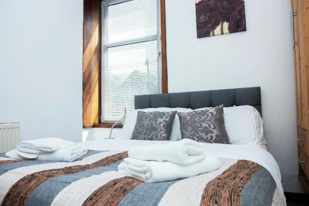 The SUMMIT Apartment - Cozy Aberdeen Westend flat - Perfect for Short or Long stay - 1 bedroom