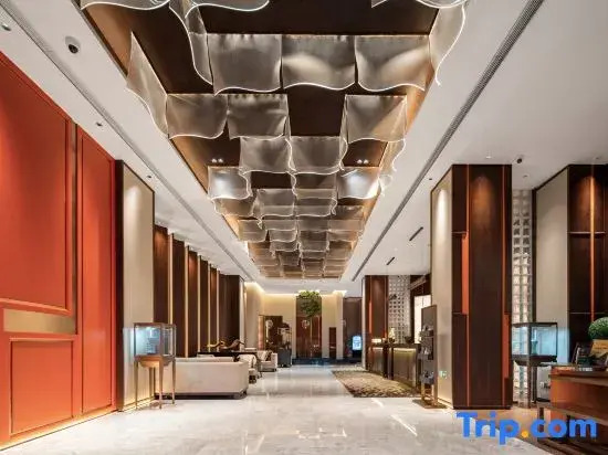 Maison New Century Hotel Hangzhou Bay (in Geely Giehow Plaza)