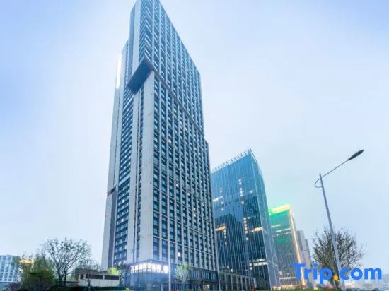 HanTing Hotel (Zhengzhou East High-Speed Rail Station East Square Shangding Road)