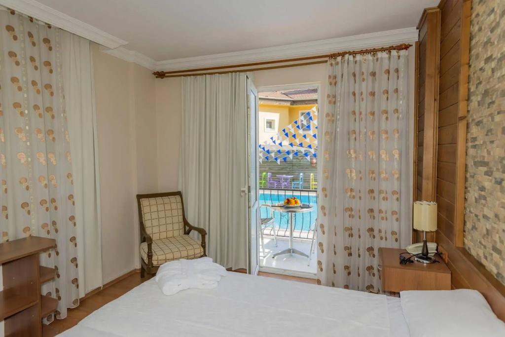 Dedeminn Garden Hotel