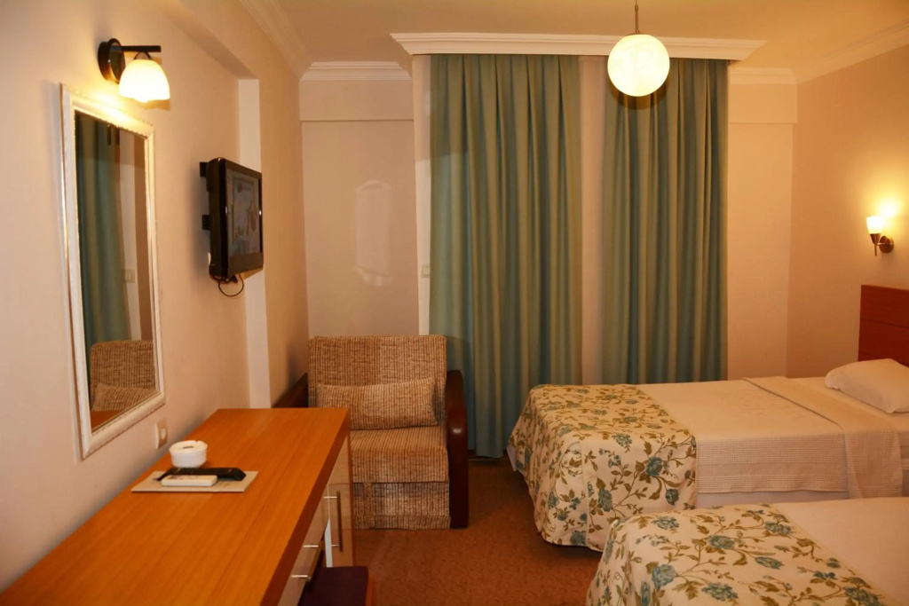 Perdikia Hill Hotel And Villas