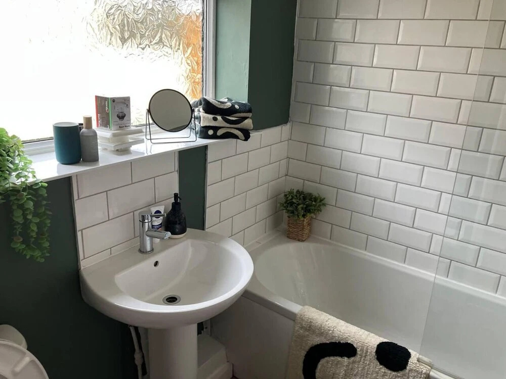 Rose Cottage - 5 Person, City Centre With Parking