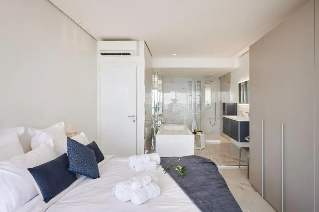 Sunlight Properties - Sky blue - 3 bedroom flat with sea view on the Promenade des Anglais