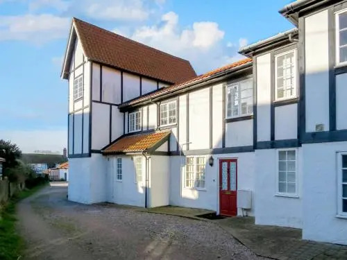 2 Bell Lodge, Thorpeness