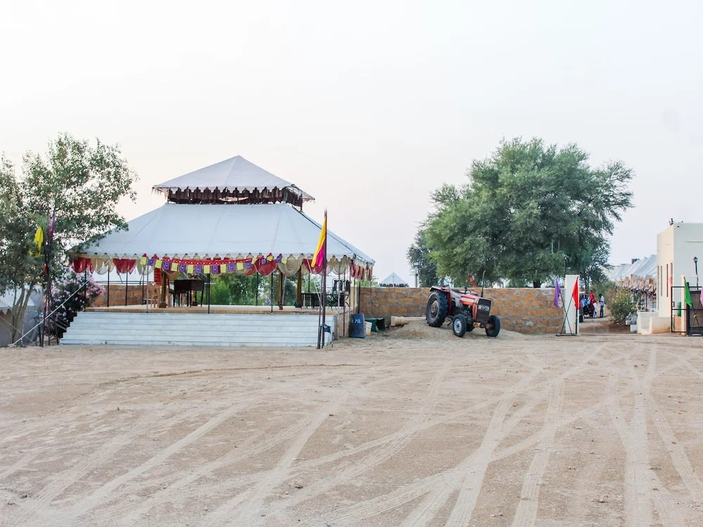 Royal Camps By OYO Rooms