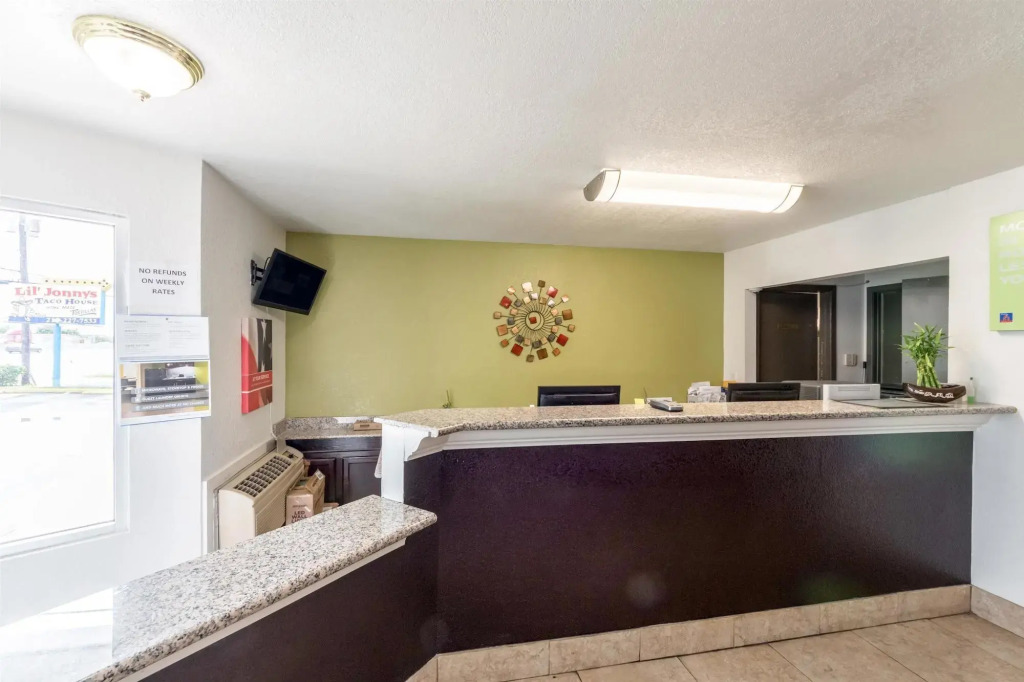 Studio 6 San Antonio, Tx - Fort Sam Houston Area
