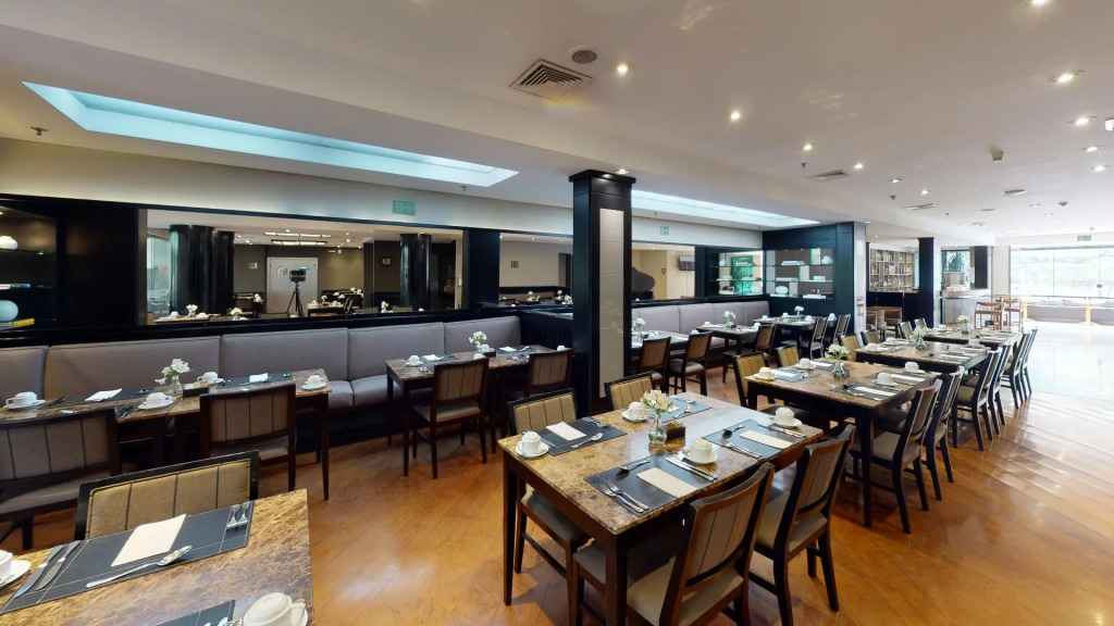 Estanplaza Funchal Faria Lima