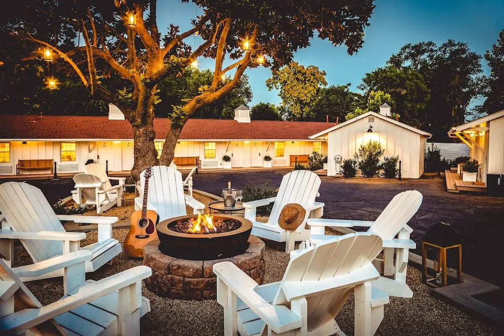 Stables Inn