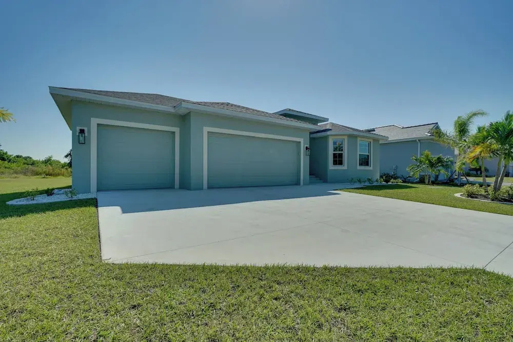 South Gulf Cove Port Charlotte Retreat: Gas Grill