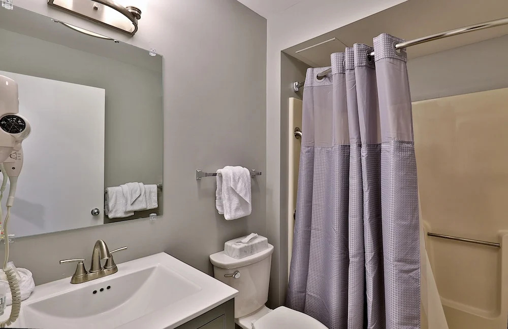 Kcis 632 - Beautiful Renovated Condo in Killington. Pool