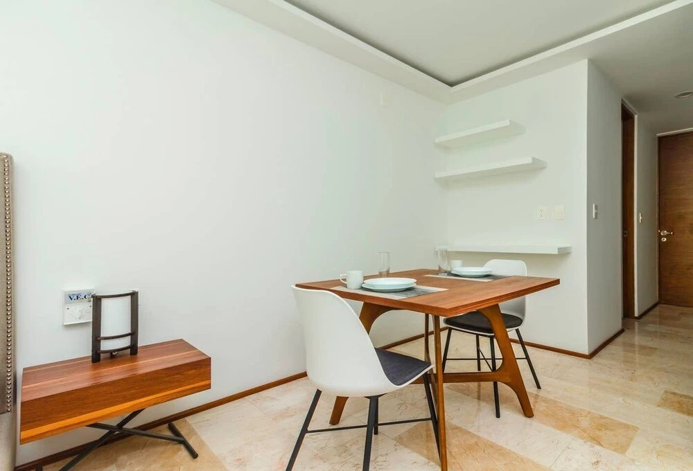 Amazing Studio, Best Location, AC, Beach!