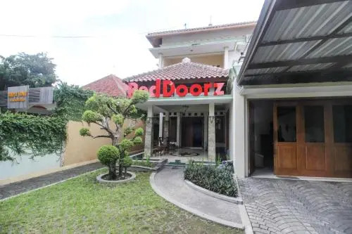 Guest House Giri Arta
