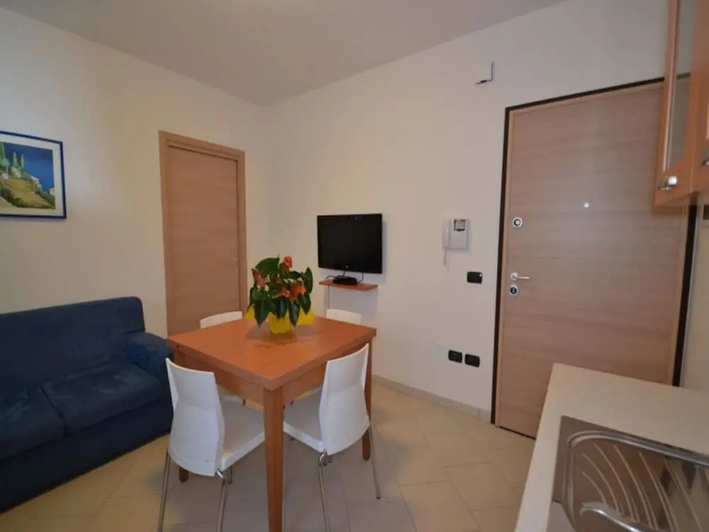Modern Flat With Private Garden