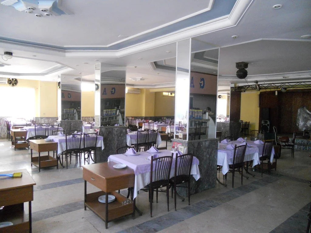 Baris Hotel