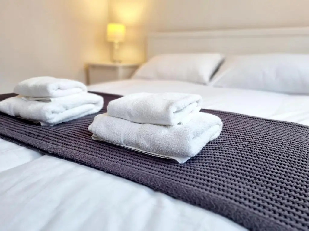 Modern Maisonette 2 Bedrooms Newly Renovated