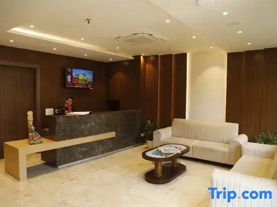 Hotel The Royal Vista