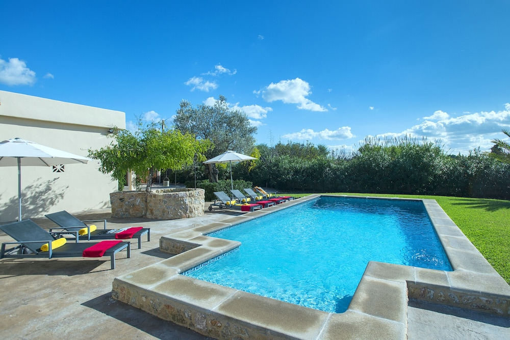 Owl Booking Villa Bernat - 10 Min Walk to the Beach