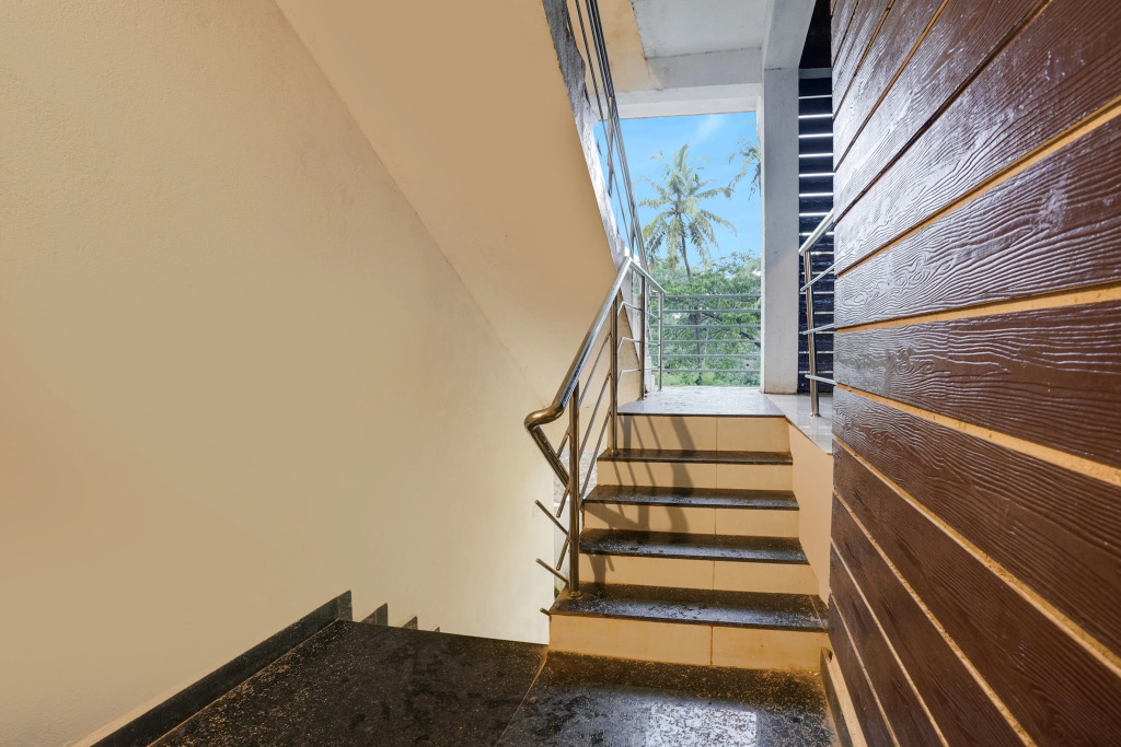 Hotel O Morjim Beach Road