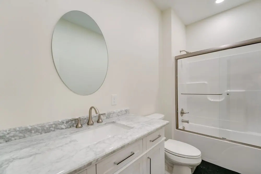 Sleek Apartment Near St Clair City Boat Harbor!