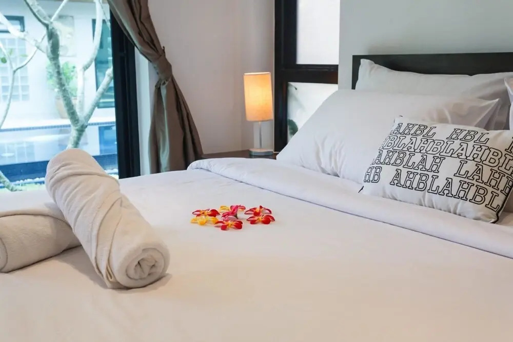 Frangipani Villa in Nai Harn - 5 Bedroom Private Pool With Garden and Pizza Oven